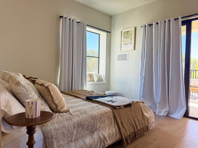 400 San Benito St, Hollister CA: https://media.crmls.org/mediaz/e6b7d61b-0acf-4aaa-9cb2-72c86d4c520c.jpg