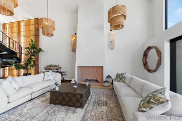 6675 Caminito Lindrick, La Jolla CA: https://media.crmls.org/mediaz/e6b83e15-969f-4114-b31c-03b2459d9fba.jpg