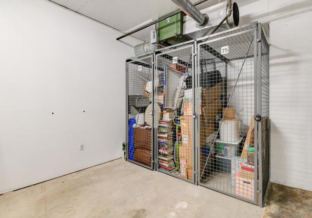 1551 4Th Ave, San Diego CA: https://media.crmls.org/mediaz/e6b88459-5ff6-4ac0-b83f-ae7f55f4f353.jpg