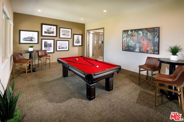 3719 Pathway Court, Bakersfield CA: https://media.crmls.org/mediaz/e6b8d09c-8507-421f-b176-6d85cacddf96.jpg