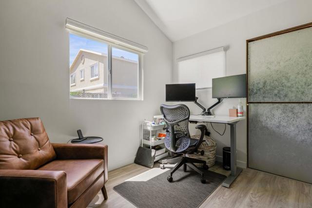 22642 Via Santiago, Mission Viejo CA: https://media.crmls.org/mediaz/e6b93523-cb6a-4fb4-b8ec-f9f3c5009e8a.jpg