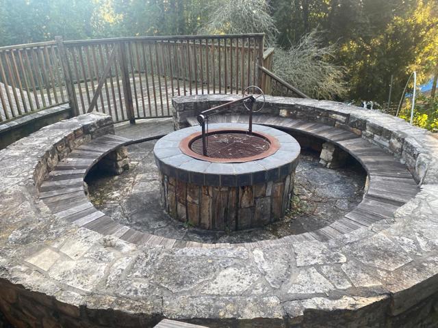 341 Metalwood Drive, Soquel CA: https://media.crmls.org/mediaz/e6b944b7-1f84-45aa-a605-6cfaf8e7f16a.jpg