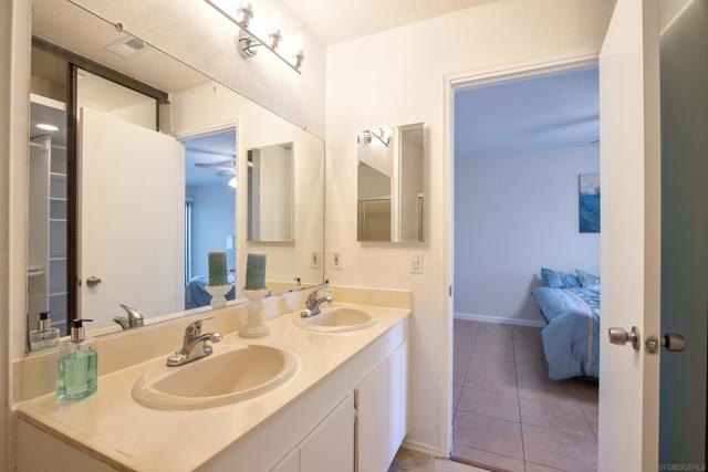 13202 Salmon River Rd, San Diego CA: https://media.crmls.org/mediaz/e6b96e6c-1d23-48e0-98a2-ef2db119982a.jpg