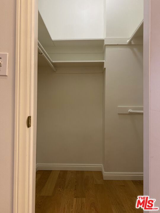511 San Vicente Boulevard, 107 photo 14