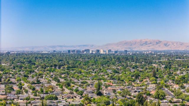 1274 Rodney Drive, San Jose CA: https://media.crmls.org/mediaz/e6b9cbf1-9bf3-454d-b170-25397de65d41.jpg