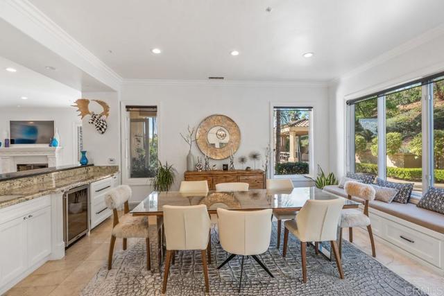 7345 Vista Rancho Ct, Rancho Santa Fe CA: https://media.crmls.org/mediaz/e6ba33a6-fa39-4ec5-aa56-a2dae6ca0cc5.jpg