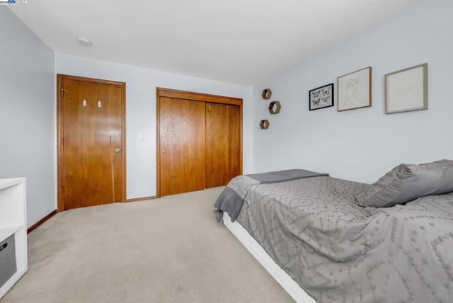 22 Cobblestone Ct, San Ramon CA: https://media.crmls.org/mediaz/e6bb2d17-e4e1-4570-91e2-6af539e3a78f.jpg