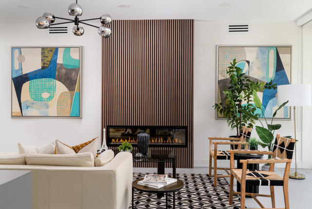 172 Desert Lakes Drive, Palm Springs CA: https://media.crmls.org/mediaz/e6bb3427-d492-4889-a28c-eece34717738.jpg