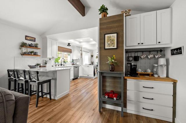 1 Malibu Court, Clayton CA: https://media.crmls.org/mediaz/e6bb6989-65f7-4fb5-9ff5-9ce655013fa1.jpg