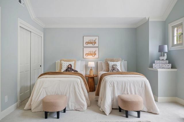107 Knockash, San Francisco CA: https://media.crmls.org/mediaz/e6bc4f32-1824-481b-892f-bfa1b2f42e53.jpg