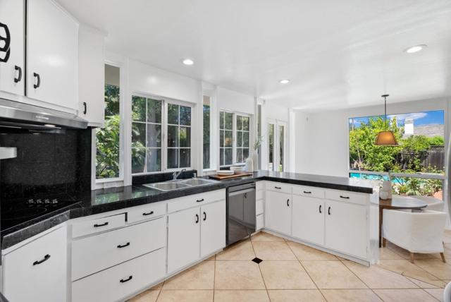 201 Yerba Buena Avenue, Los Altos CA: https://media.crmls.org/mediaz/e6bd242b-a734-41df-b71e-15bb7adc1438.jpg