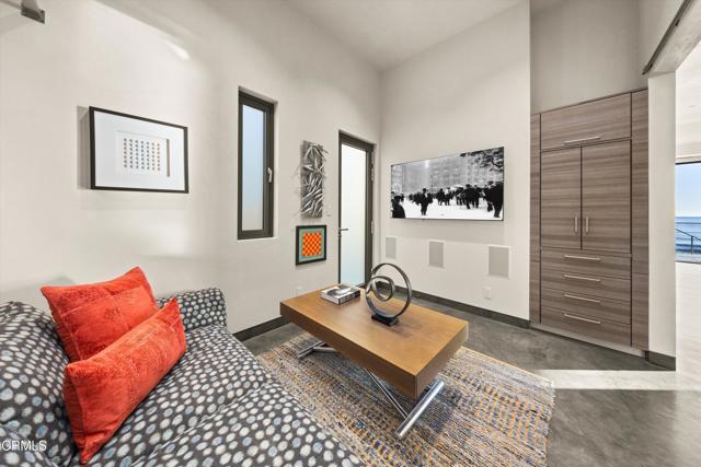 6768 Breakers Way, Ventura CA: https://media.crmls.org/mediaz/e6bdc02f-f7db-4e6d-b5d8-b784d84e4afc.jpg
