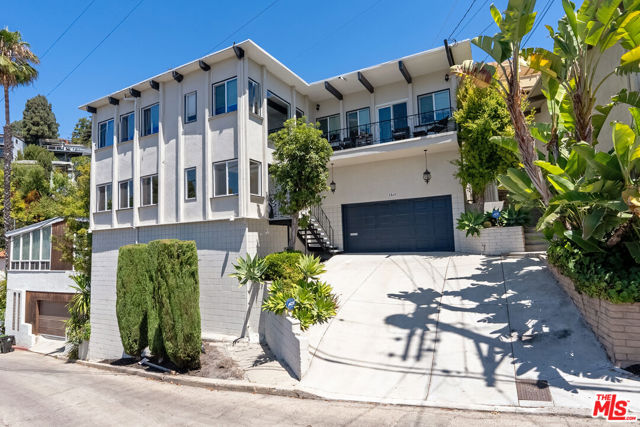 1840 Deloz Avenue, Los Angeles CA: https://media.crmls.org/mediaz/e6bdc8e6-ff17-4992-b530-e07bf3df91b5.jpg