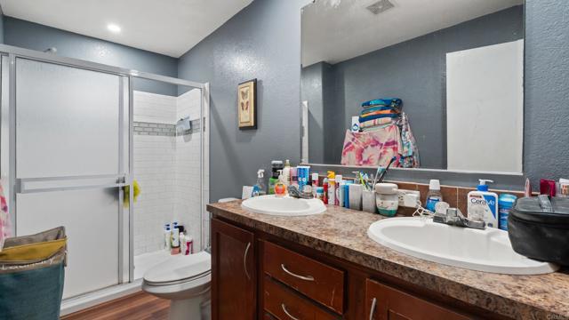 Image 10 of 13 For 2626 Coronado Ave Avenue 7