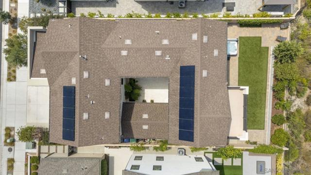 6513 Fischer Way, San Diego CA: https://media.crmls.org/mediaz/e6bec3b0-21d1-4d04-95f9-d95edfcd67b1.jpg