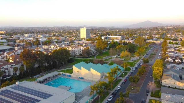 5361 Central Ave, Bonita CA: https://media.crmls.org/mediaz/e6c08c0a-c569-45f1-8343-62e67fc9c119.jpg