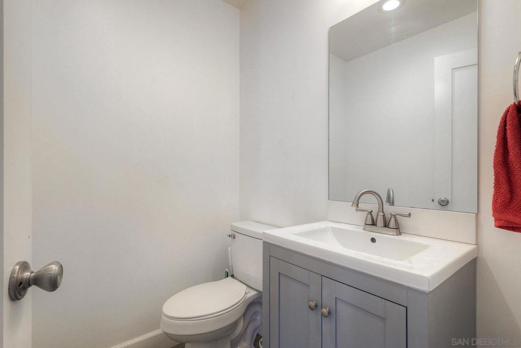 MLS #250036919SD image #17