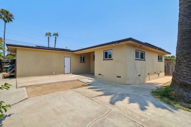 Detail Gallery Image 26 of 31 For 915 Crest View Rd, Vista,  CA 92081 - 3 Beds | 2 Baths
