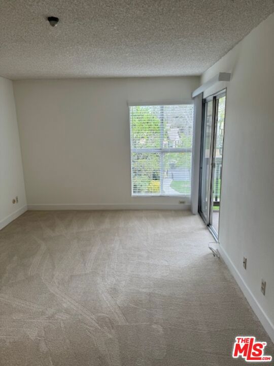 1208 Raintree Circle photo 7