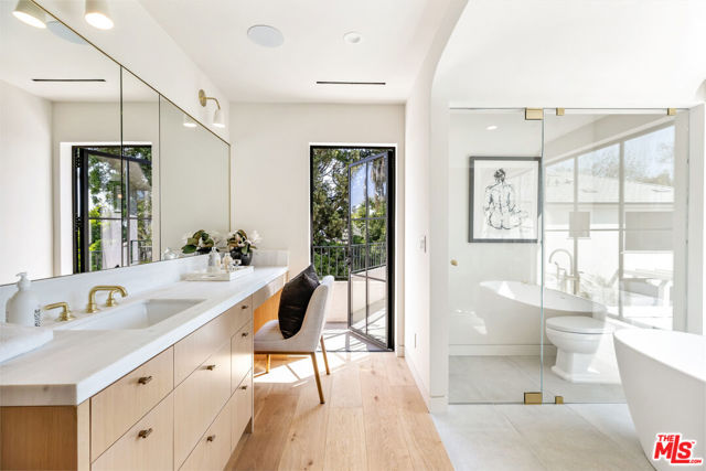 Drew Fenton | 1026 Corsica Drive Pacific Palisades CA | MLS: 7532332 Drew Fenton | 1026 Corsica Drive Pacific Palisades CA | MLS: 7532332