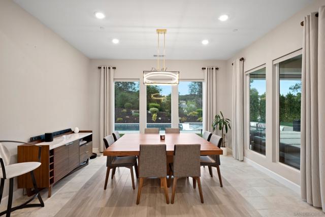 21992 Wilgen Rd, Escondido CA: https://media.crmls.org/mediaz/e6c3dcb9-89ad-4d67-a299-6b8875f4cf20.jpg