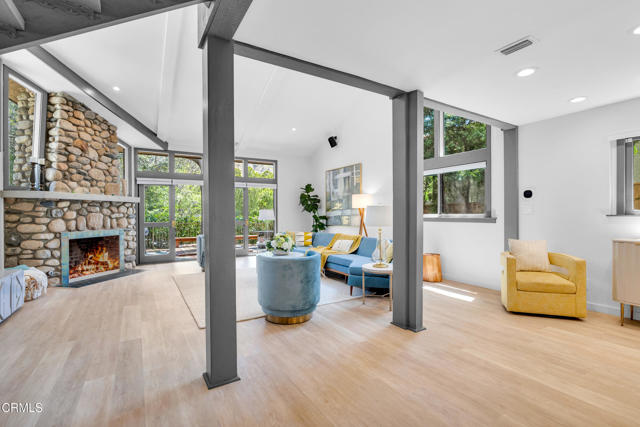 Detail Gallery Image 6 of 54 For 684 Orange Dr, Sierra Madre,  CA 91024 - 3 Beds | 2/1 Baths