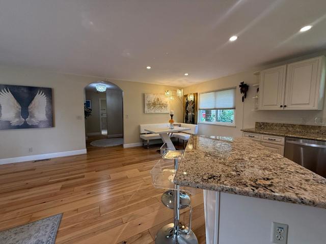 23799 Slns-Mty Highway, Salinas CA: https://media.crmls.org/mediaz/e6c4b263-079f-45c3-9a4c-e22eecb2260c.jpg