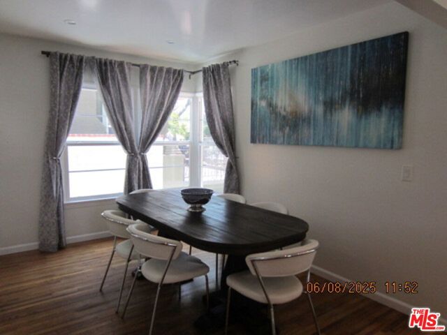 4231 Edenhurst Avenue, Los Angeles CA: https://media.crmls.org/mediaz/e6c4c128-6256-4651-8c3a-2bd79bd54e89.jpg