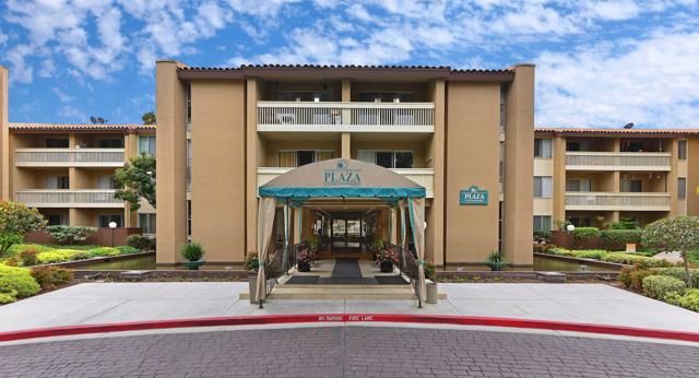 1885 Diamond St, San Diego CA: https://media.crmls.org/mediaz/e6c52d2b-038c-4385-9129-6cc946e222bb.jpg