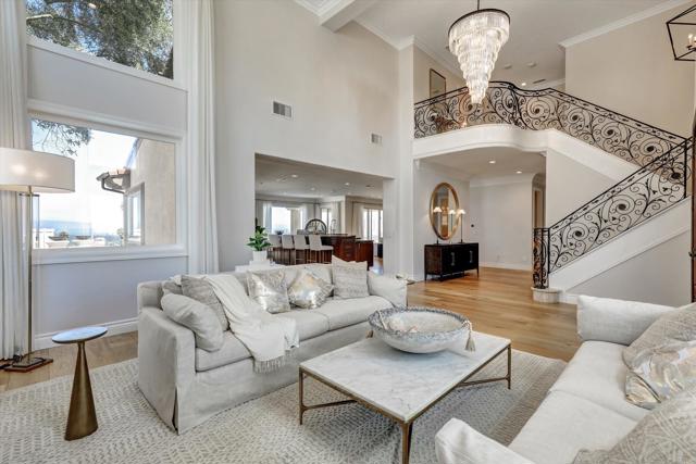 36 Coronado Pointe, Laguna Niguel CA: https://media.crmls.org/mediaz/e6c5397a-bd0a-4c70-b54f-b0012b7502d6.jpg