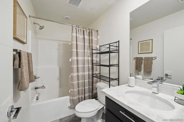 2054 Luzon Lane, Chula Vista CA: https://media.crmls.org/mediaz/e6c628a5-985d-48ed-b4e9-c48883523e3a.jpg