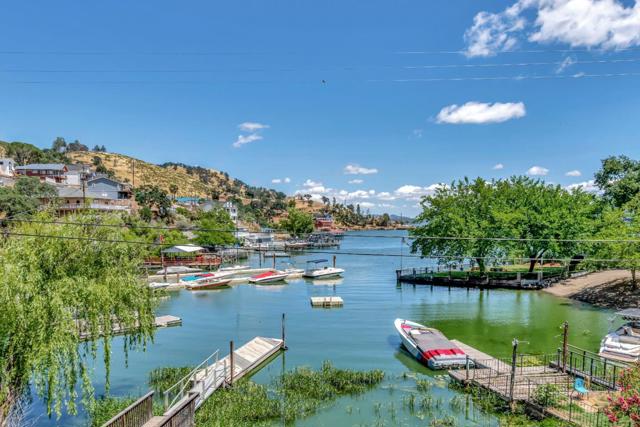 3848 Mariposa Drive, Clearlake CA: https://media.crmls.org/mediaz/e6c67cee-36d5-4158-8a6b-8a36330a45ac.jpg