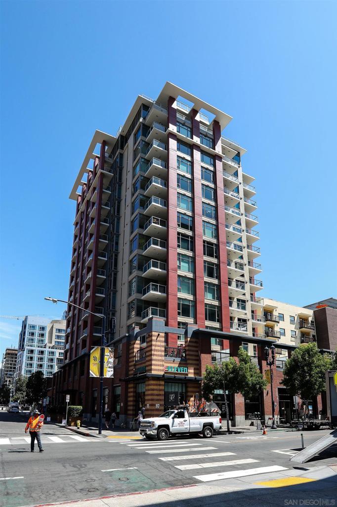 427 9th Avenue - photo 2