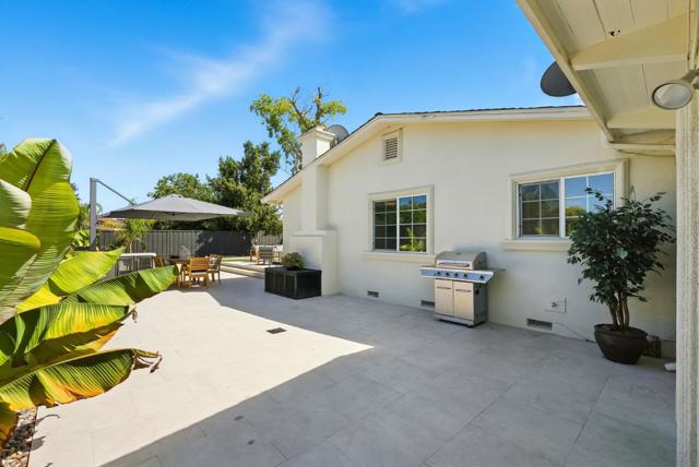 2924 Vivian Lane, San Jose CA: https://media.crmls.org/mediaz/e6c70b06-cd60-4f99-9ece-4e357da34e8b.jpg
