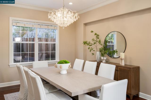 206 Glory Lily Ct, San Ramon CA: https://media.crmls.org/mediaz/e6c75289-0771-4856-a3c8-c20a718727ae.jpg