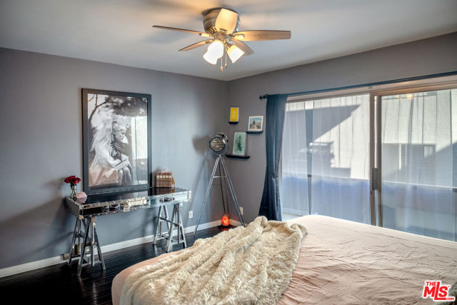 7259 Hillside Avenue, Los Angeles CA: https://media.crmls.org/mediaz/e6c77d24-5d90-4145-8d2f-006463495887.jpg