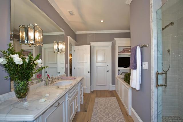 1105 F Avenue, Coronado CA: https://media.crmls.org/mediaz/e6c95d50-7340-4b53-b99c-8b0c423a514e.jpg