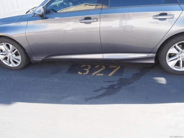 327 61st STREET, San Diego CA: https://media.crmls.org/mediaz/e6cae57c-c6d5-4e30-9e29-5d6e5cf3ae09.jpg