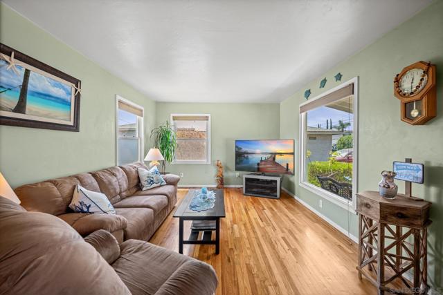3015 Olive St., Lemon Grove CA: https://media.crmls.org/mediaz/e6cafbda-6f6b-4b17-95ee-e0992b59c29e.jpg