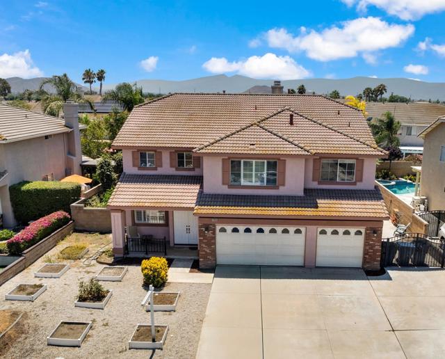 Detail Gallery Image 1 of 1 For 12695 Dandelion St., Corona,  CA 92880 - 5 Beds | 3 Baths