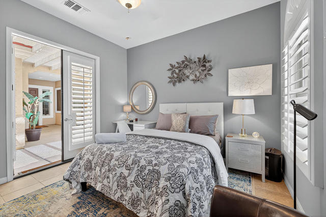 81157 Avenida Sombra, Indio CA: https://media.crmls.org/mediaz/e6cd08c1-094e-4e17-889f-c3458412eb43.jpg