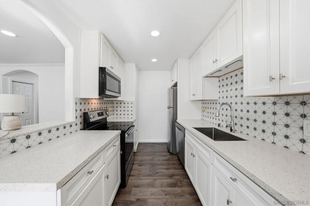 1687 Pentecost Way, San Diego CA: https://media.crmls.org/mediaz/e6ce2c0d-f831-4770-982f-5c9246d0de61.jpg