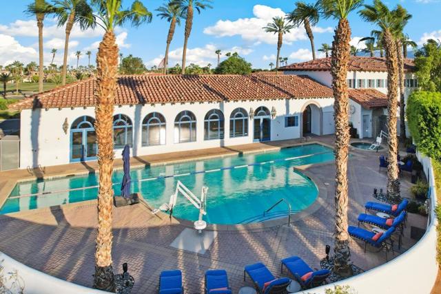 79373 Cetrino, La Quinta CA: https://media.crmls.org/mediaz/e6ce9f1d-05c1-4d4d-97fc-e3273cf31175.jpg