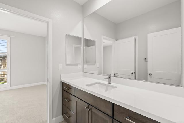 Image 26 of 50 For 1743 La Cumbre Avenue