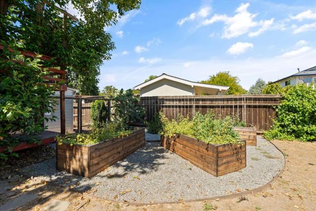 870 N 5th Street, San Jose CA: https://media.crmls.org/mediaz/e6d1538d-059e-4fbe-8f9e-075e27b93b98.jpg