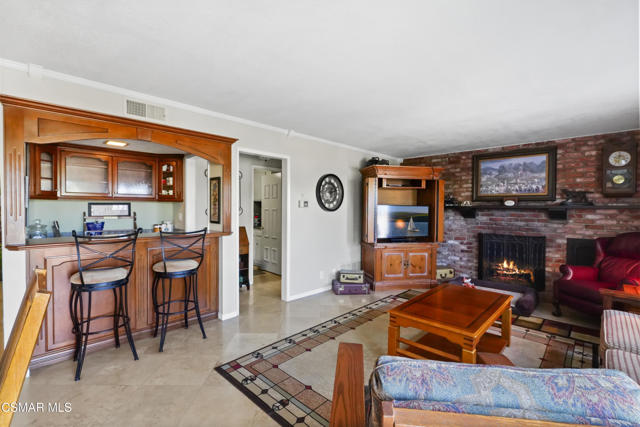 744 Calle Las Colinas, Newbury Park CA: https://media.crmls.org/mediaz/e6d243bf-e265-4b7f-893a-8ab0449452a2.jpg