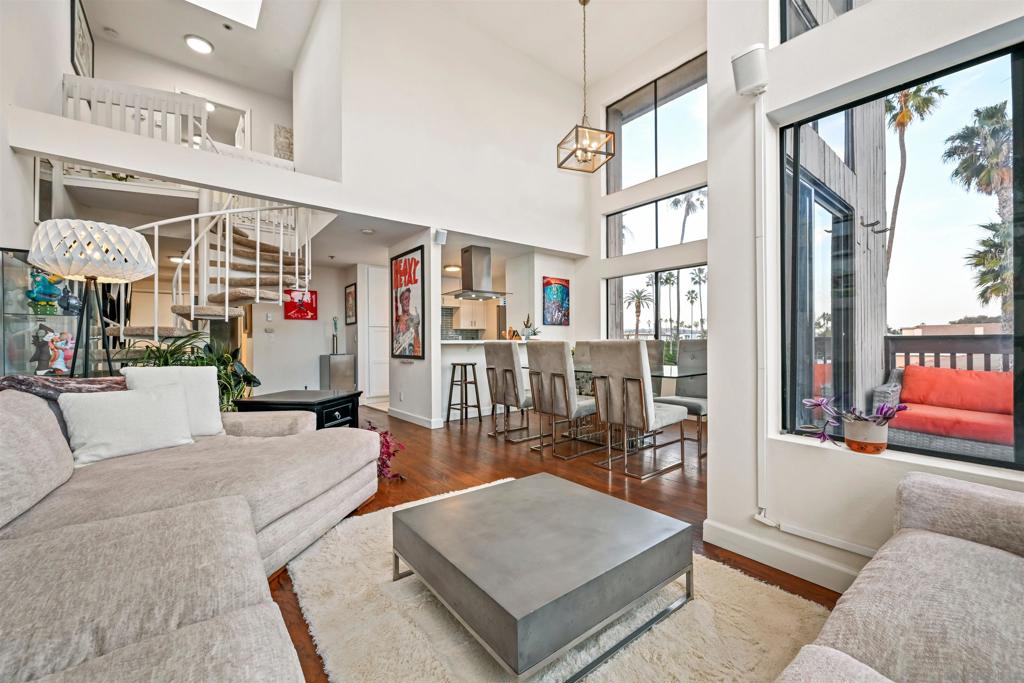 881 Thomas Ave - photo 2