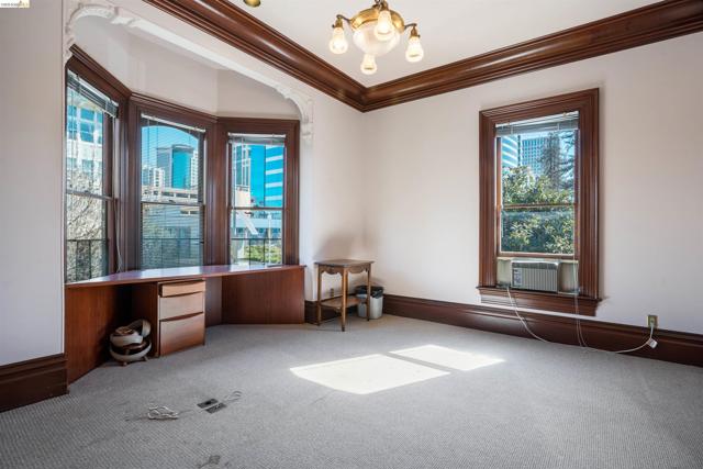 Image 5 of 15 For 653 11th Street