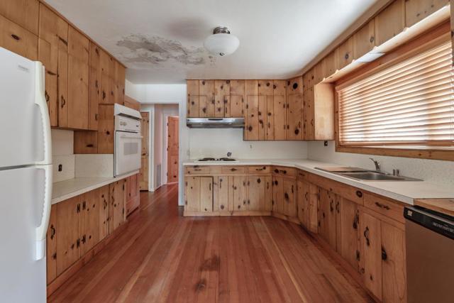 137 Whiting Road, Watsonville CA: https://media.crmls.org/mediaz/e6d2ef59-8b88-4cfc-a078-d609816c035e.jpg