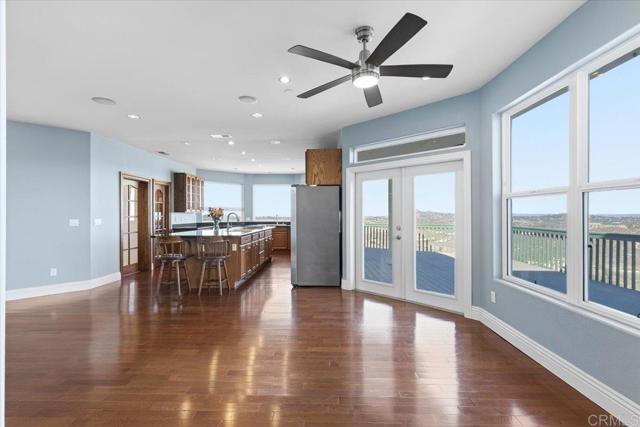 Detail Gallery Image 8 of 75 For 3035 Millar Ranch Rd, Spring Valley,  CA 91978 - 4 Beds | 3/1 Baths